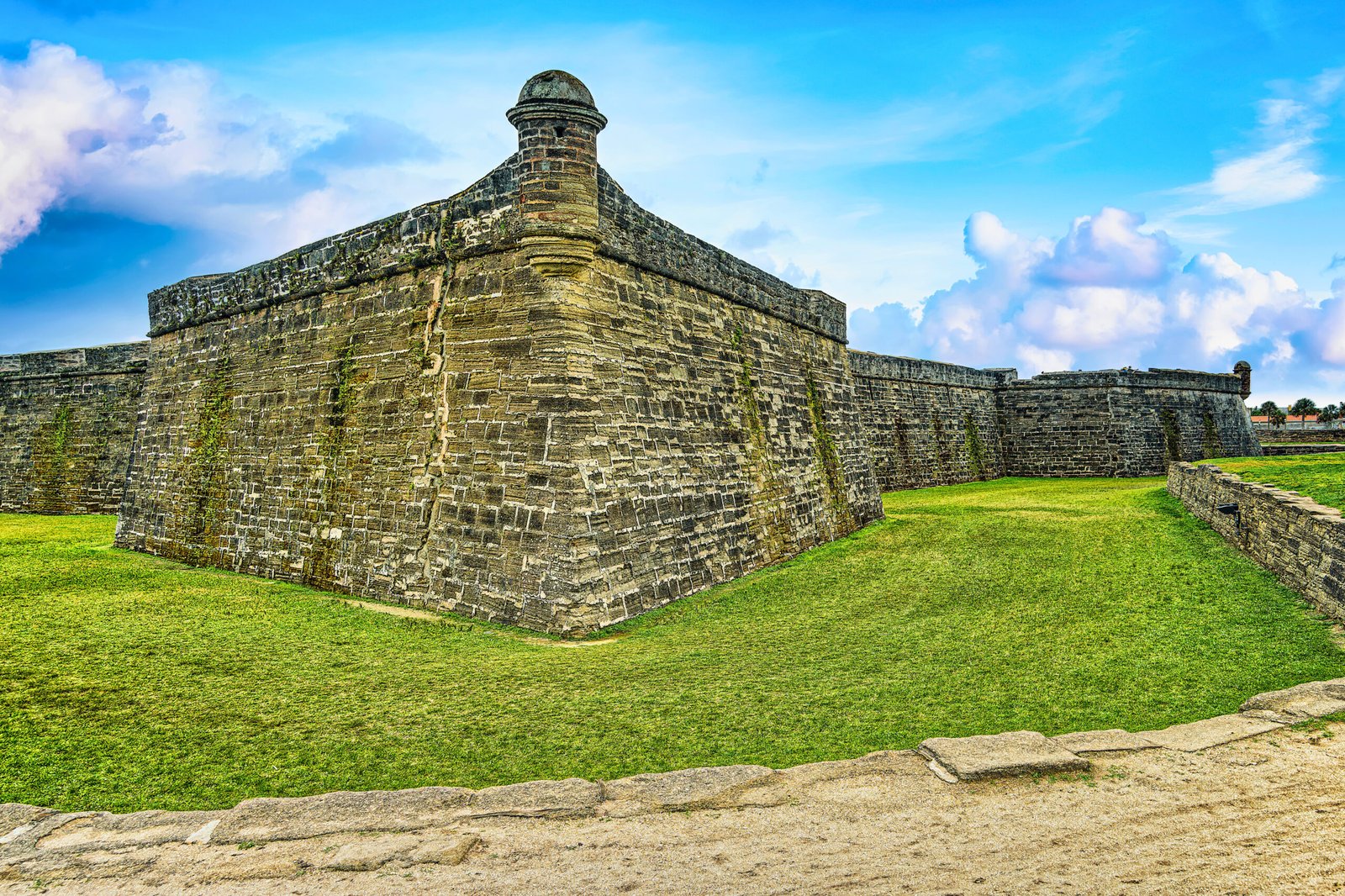 Fortified Strength – The Coquina Walls and Bastion of Castillo de San Marcos