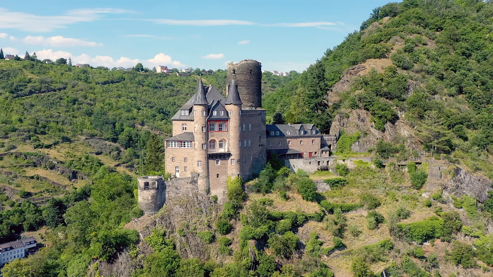 Katz Castle perched above the Rhine valley
