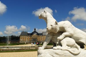 Château de Vaux-le-Vicomte with white lion sculptures and fountains