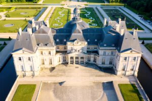 Aerial view of Château de Vaux-le-Vicomte and formal gardens
